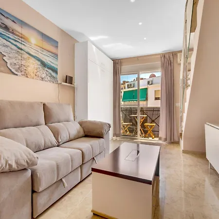 Renovated Duplex 50 M From Apartment
